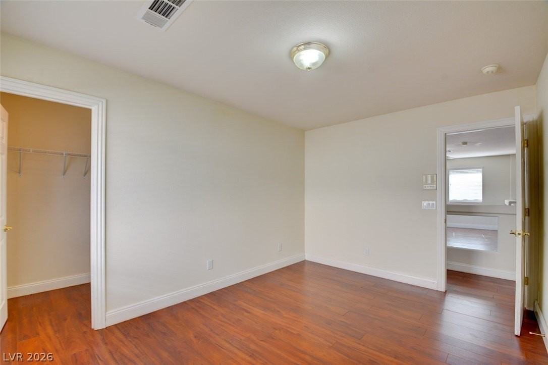 10916 Carberry Hill St - Photo 4 of 18