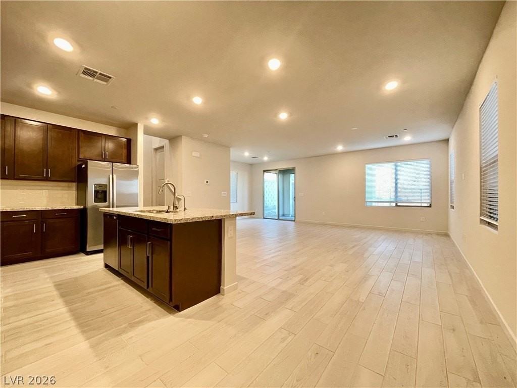 11544 Observation Point Ave - Photo 4 of 26