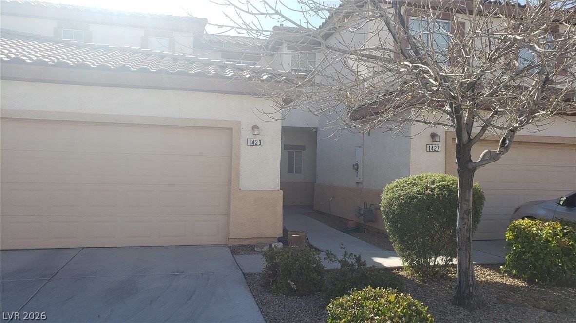 1423 Orange Jubilee Rd - Photo 2 of 46