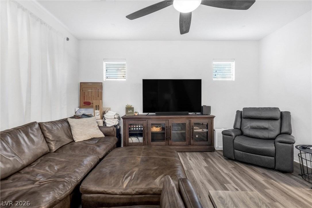 10410 Lilac Square Ave - Photo 6 of 24