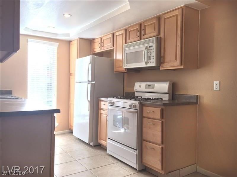 1440 Vegas Valley Dr #8 - Photo 6 of 19