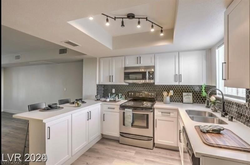 1436 N Jones Blvd - Photo 4 of 28