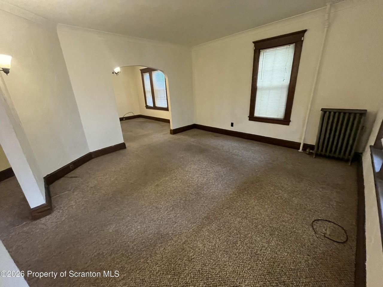 85 Belmont St - Photo 2 of 14