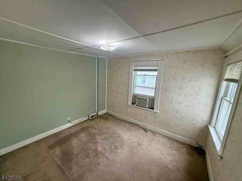 23 E Hanover Ave - Photo 6 of 35