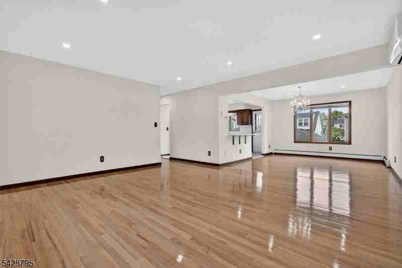 97 Sipp Ave #1 - Photo 5 of 28