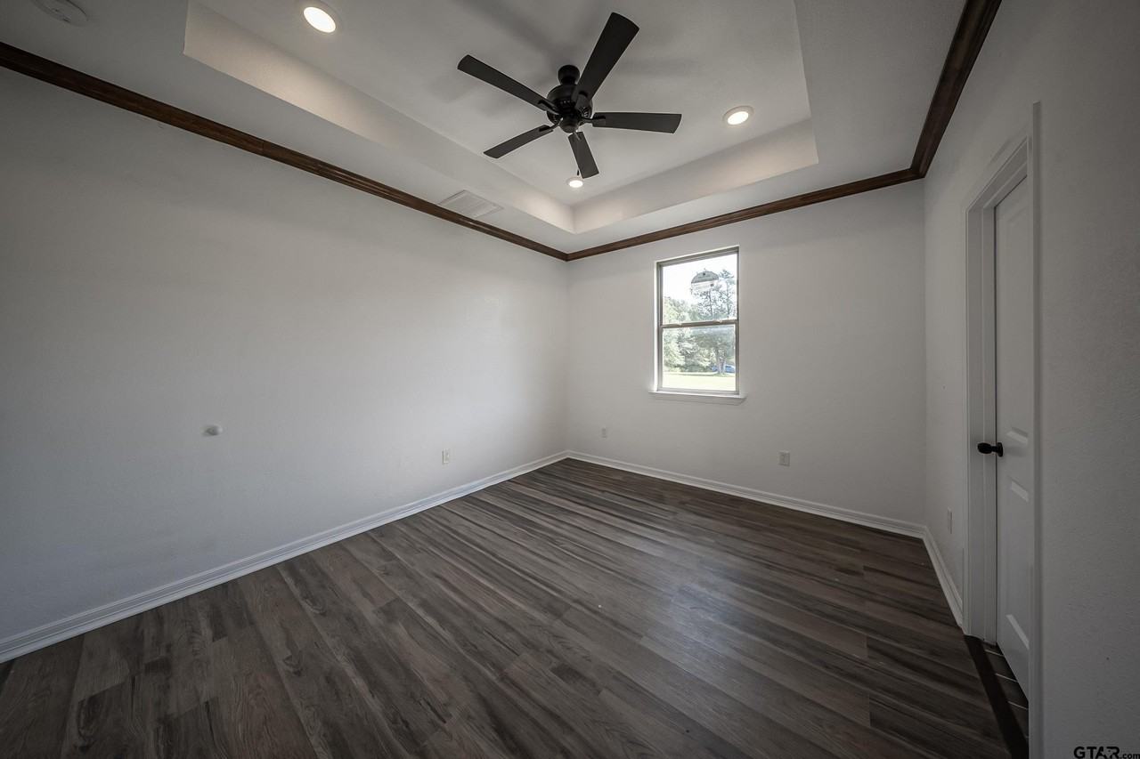 10587 Spur 164 - Photo 6 of 48
