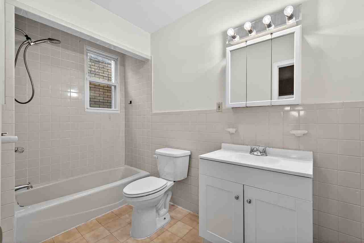 48 E 19th St #3 - Photo 7 of 14
