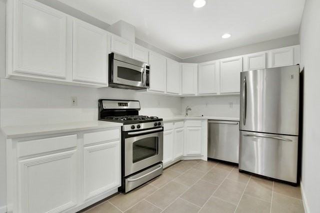 88 Clinton St #7 - Photo 4 of 10