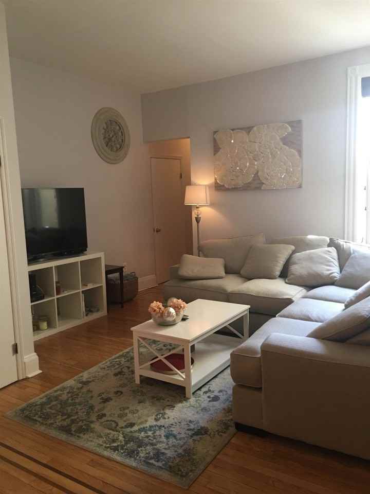 827 Washington St #4B - Photo 4 of 10