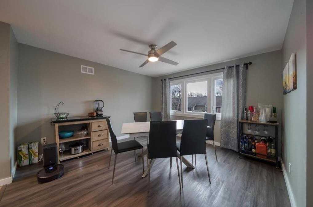 302 Heights Dr - Photo 2 of 22