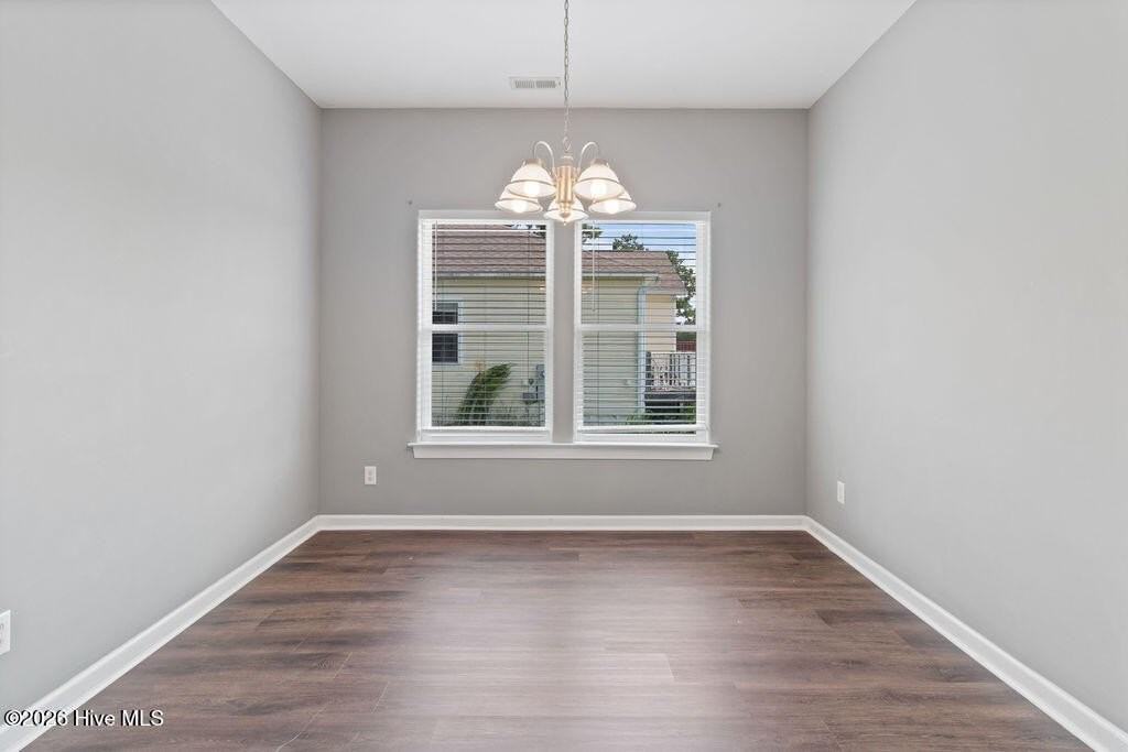 213 Lloyd St - Photo 6 of 23