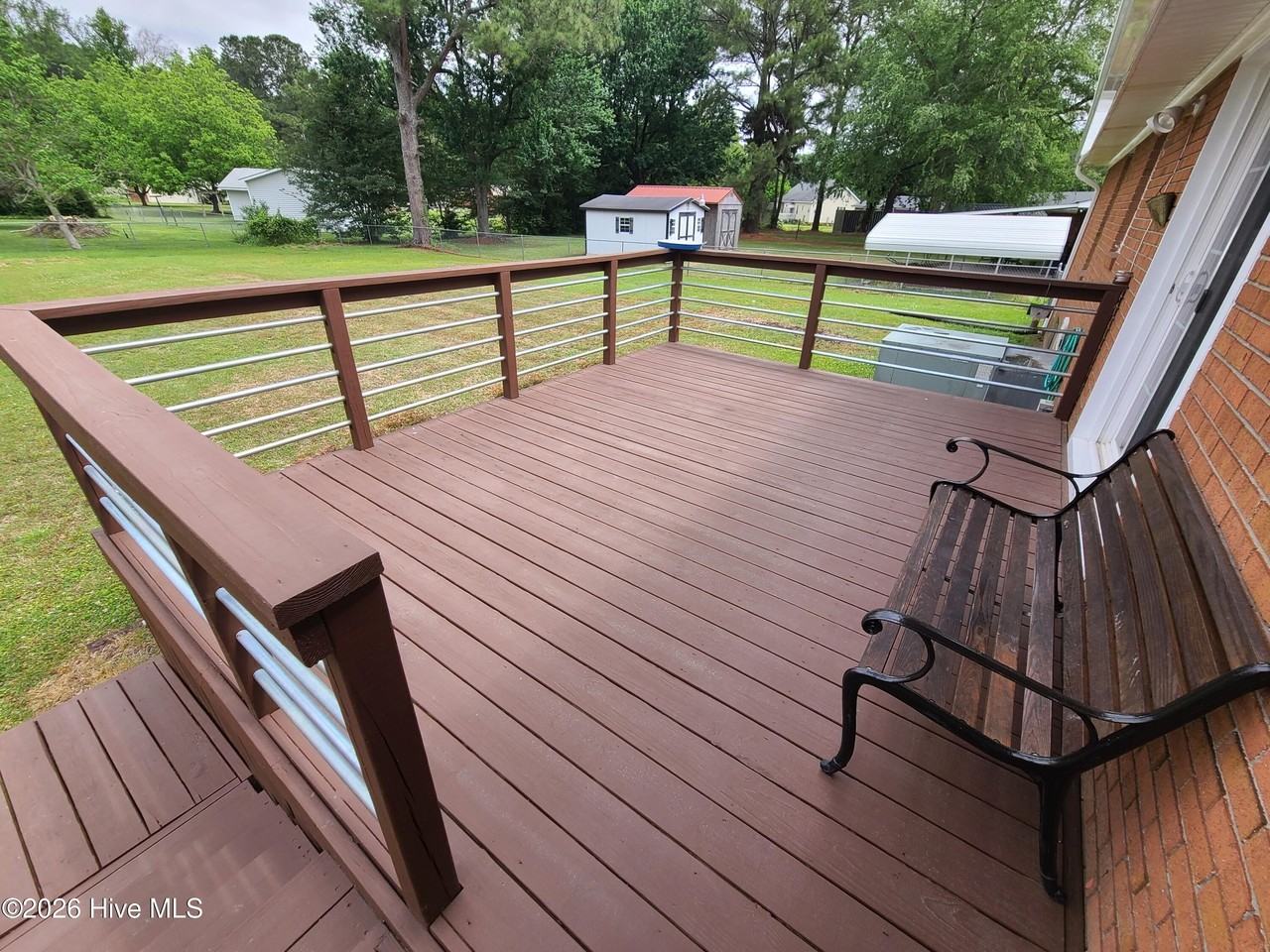 1932 Hullwood Dr - Photo 3 of 16