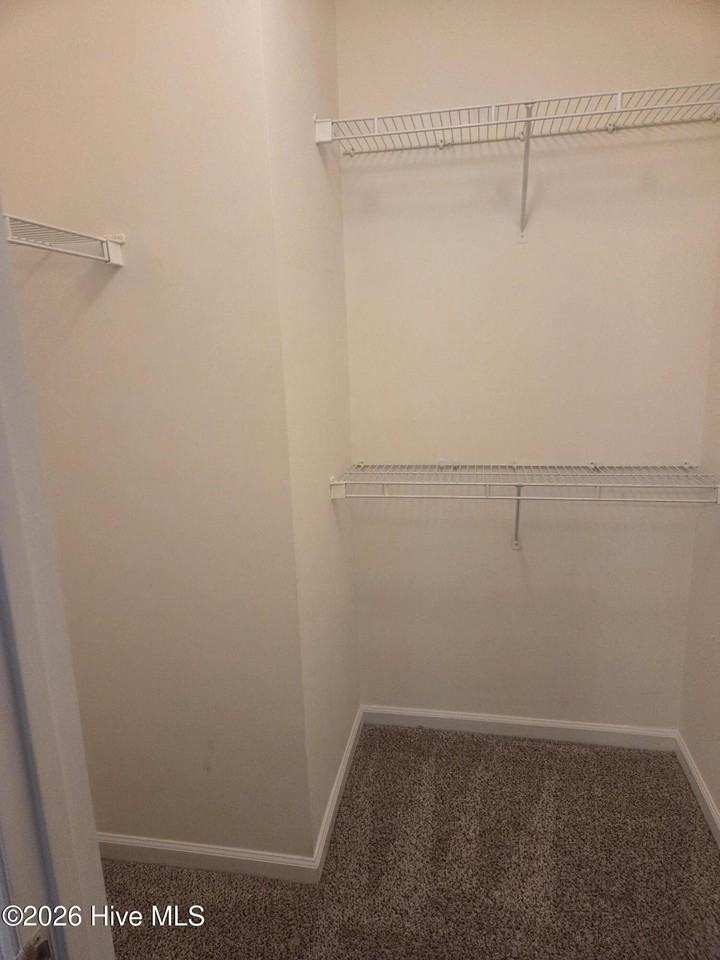 120 Breezewood Dr #E - Photo 6 of 27