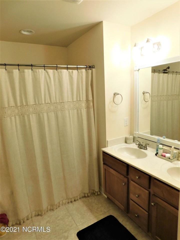 153 Moonstone Ct - Photo 6 of 6