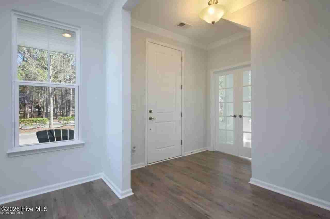 9103 Devaun Park Blvd - Photo 5 of 23