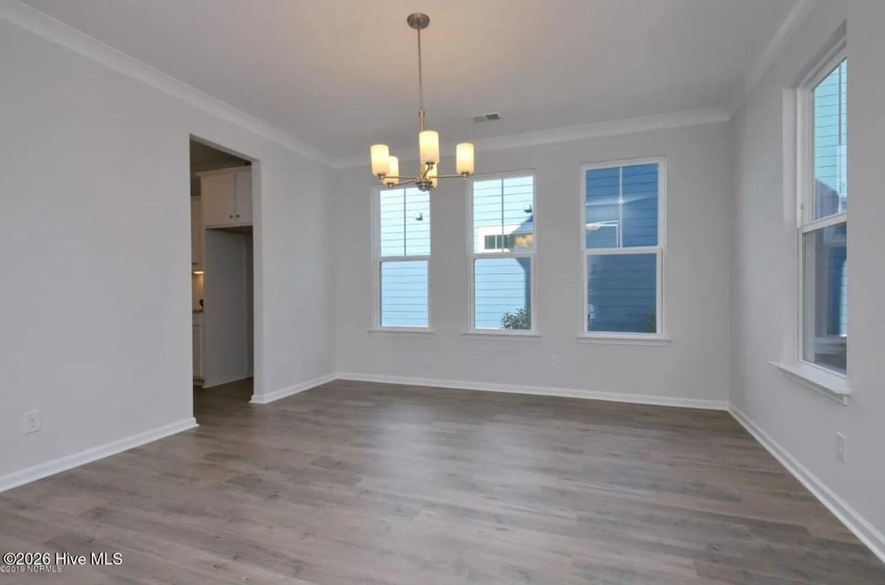 9103 Devaun Park Blvd - Photo 6 of 23