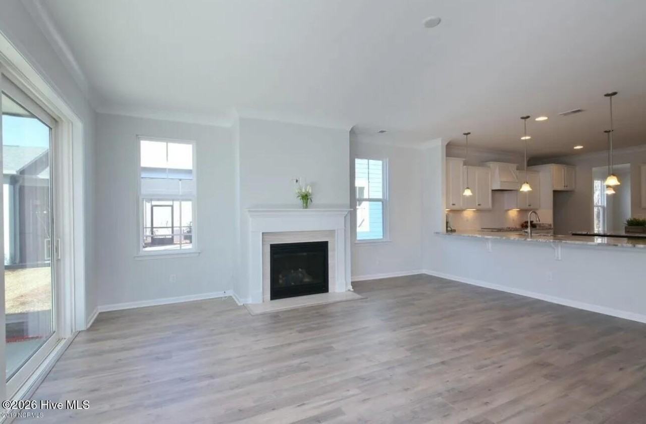 9103 Devaun Park Blvd - Photo 7 of 23