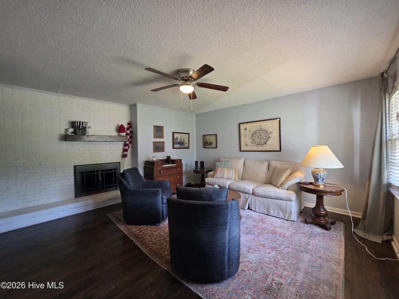 707 Little John Ave - Photo 3 of 24