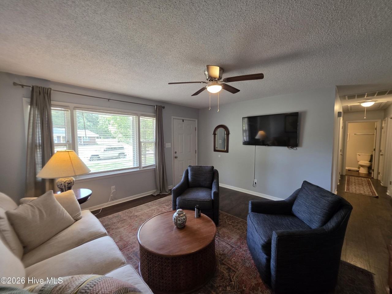 707 Little John Ave - Photo 4 of 24