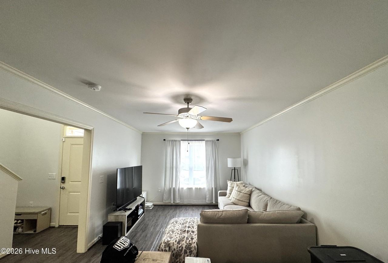 214 Boyington Place Rd - Photo 4 of 21