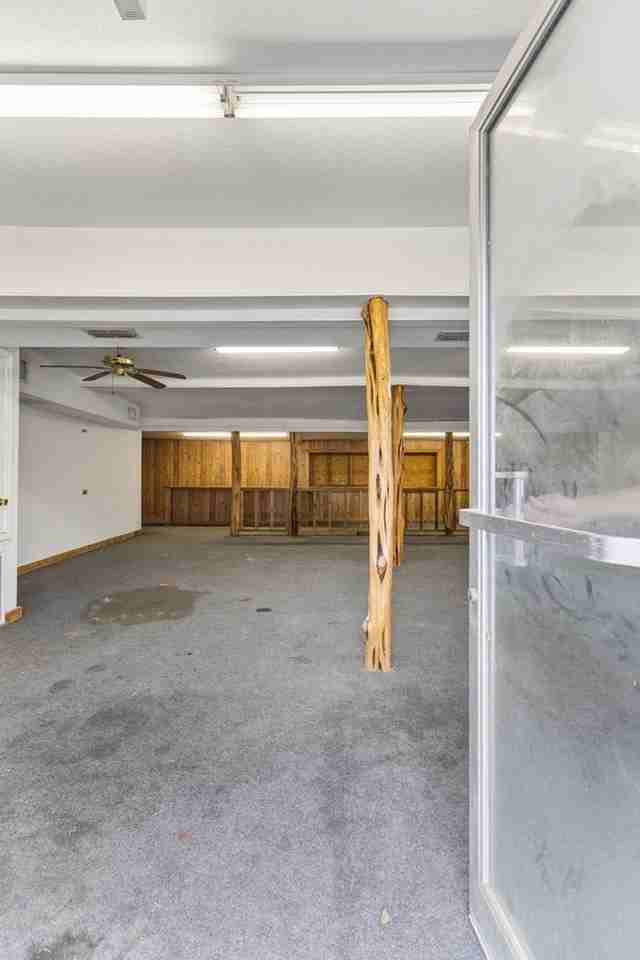 1407 Broadway - Photo 4 of 37