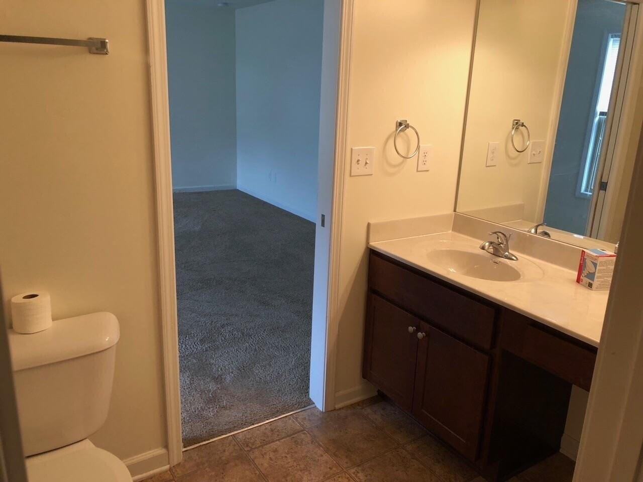 337 Oxford Cir - Photo 6 of 7