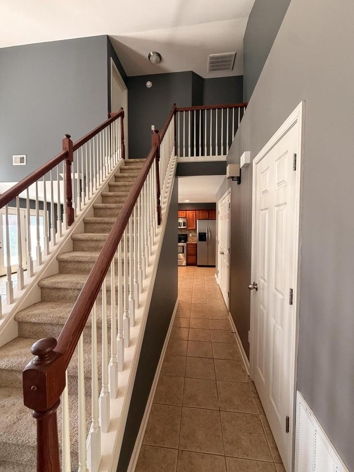 2904 Mahala Ln - Photo 3 of 15