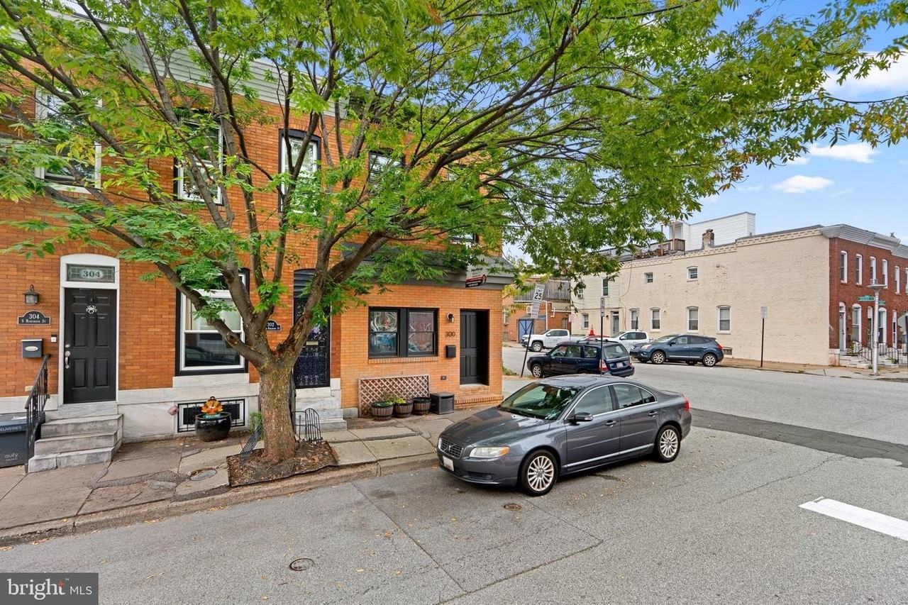 300 S Robinson St - Photo 3 of 40
