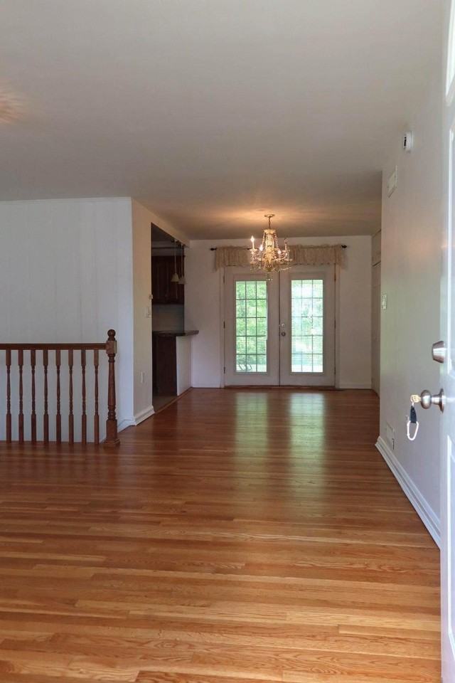 109 Deep Dale Dr - Photo 3 of 31