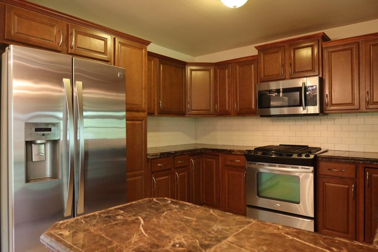 109 Deep Dale Dr - Photo 6 of 31