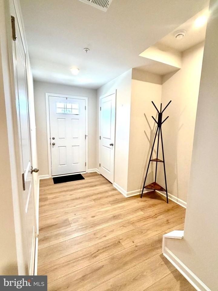 309 Yellow Bill Ln - Photo 7 of 26