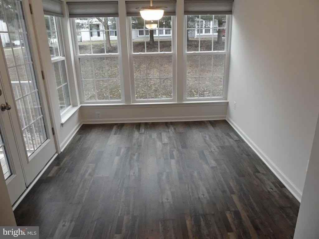 1402 Golden Rod Ct Unit F - Photo 7 of 25