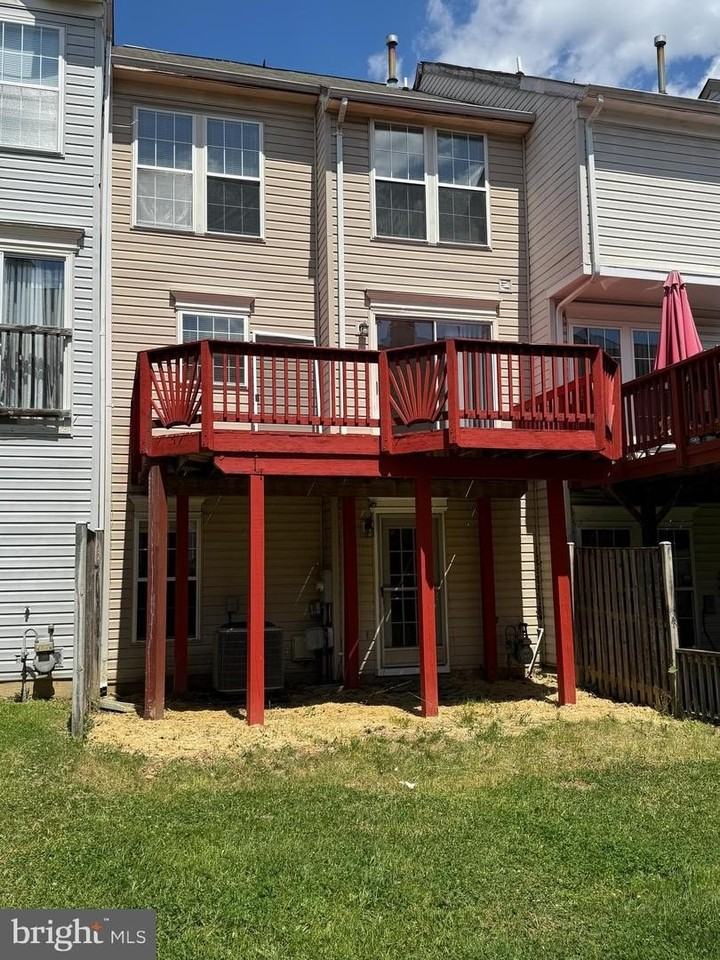 6007 Rose Bay Dr - Photo 5 of 50