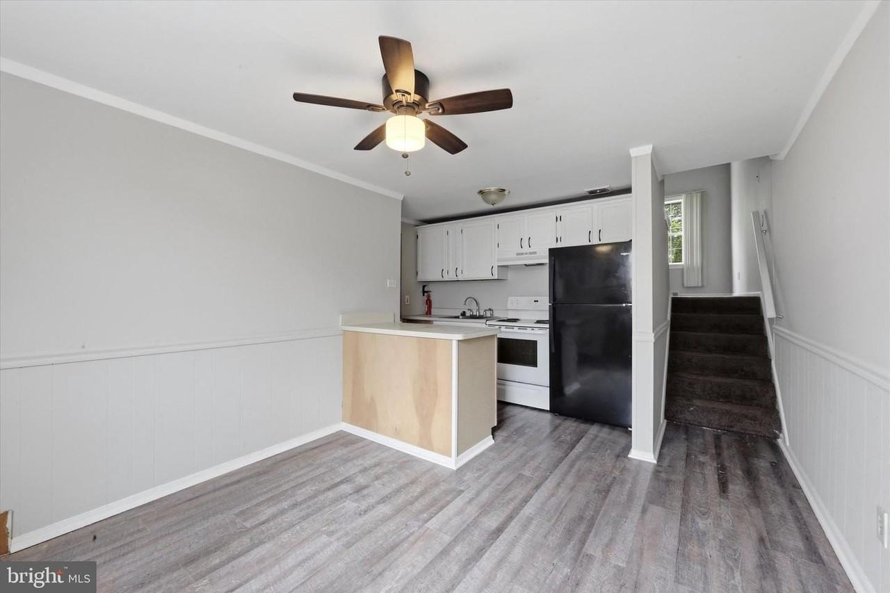 151 Chadwick Ave - Photo 4 of 15