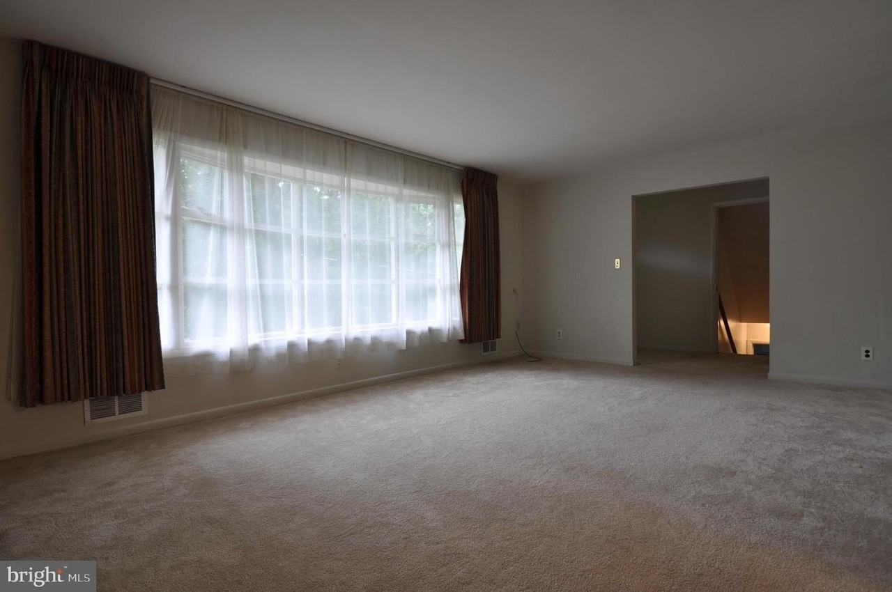 4629 Hillbrook Dr - Photo 6 of 23