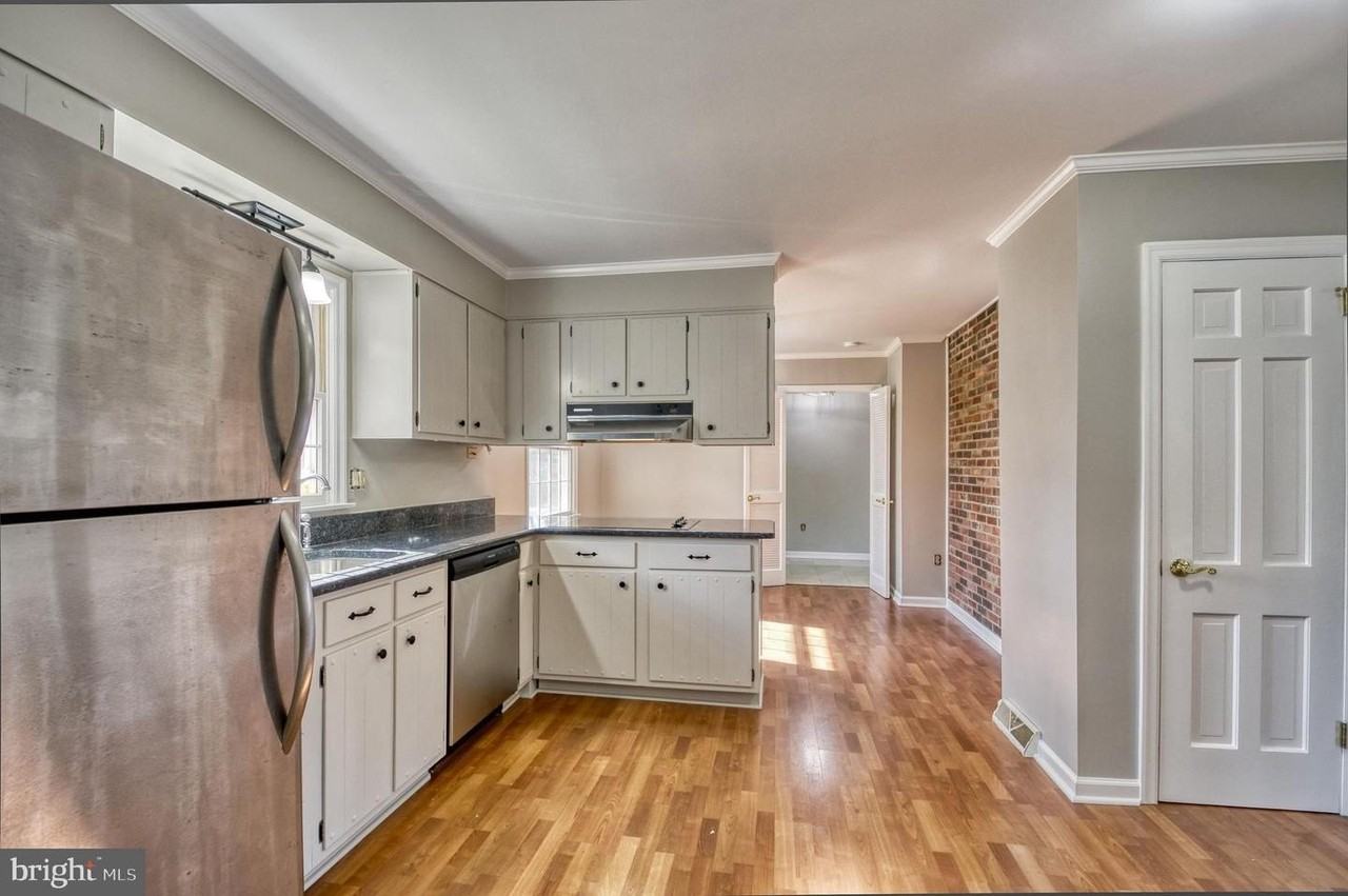 36960 Glendale St - Photo 7 of 47