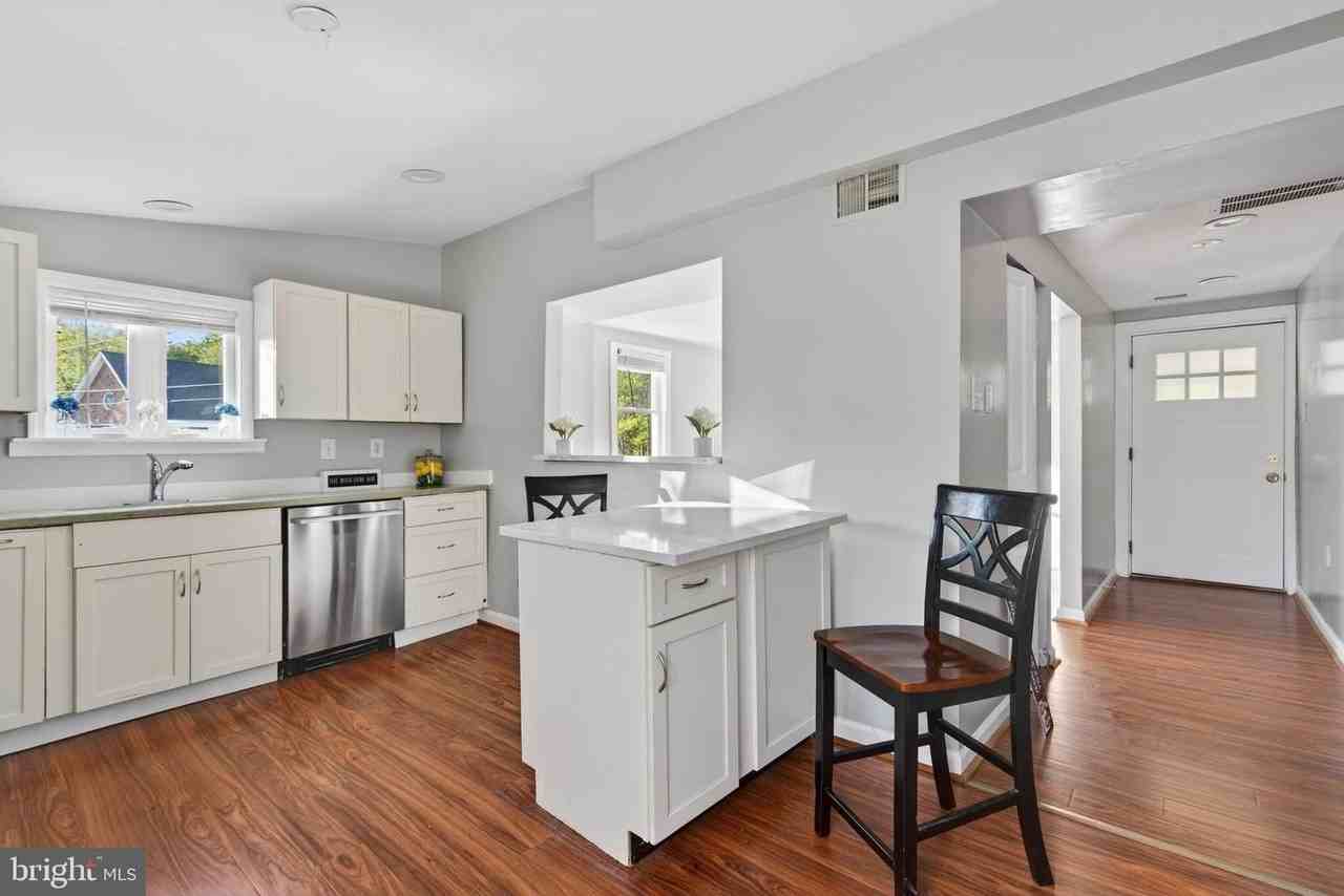 34017 Welbourne Rd - Photo 4 of 34