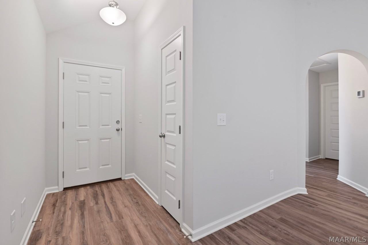 2026 Dawsons Mill Ln - Photo 3 of 43