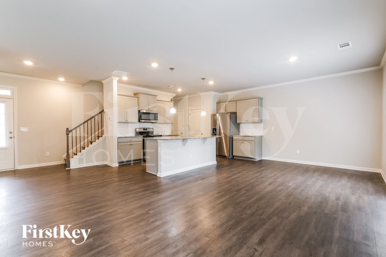 5831 Screech Owl Dr - Photo 5 of 19