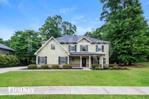 featured image of 132 Cypress Pl