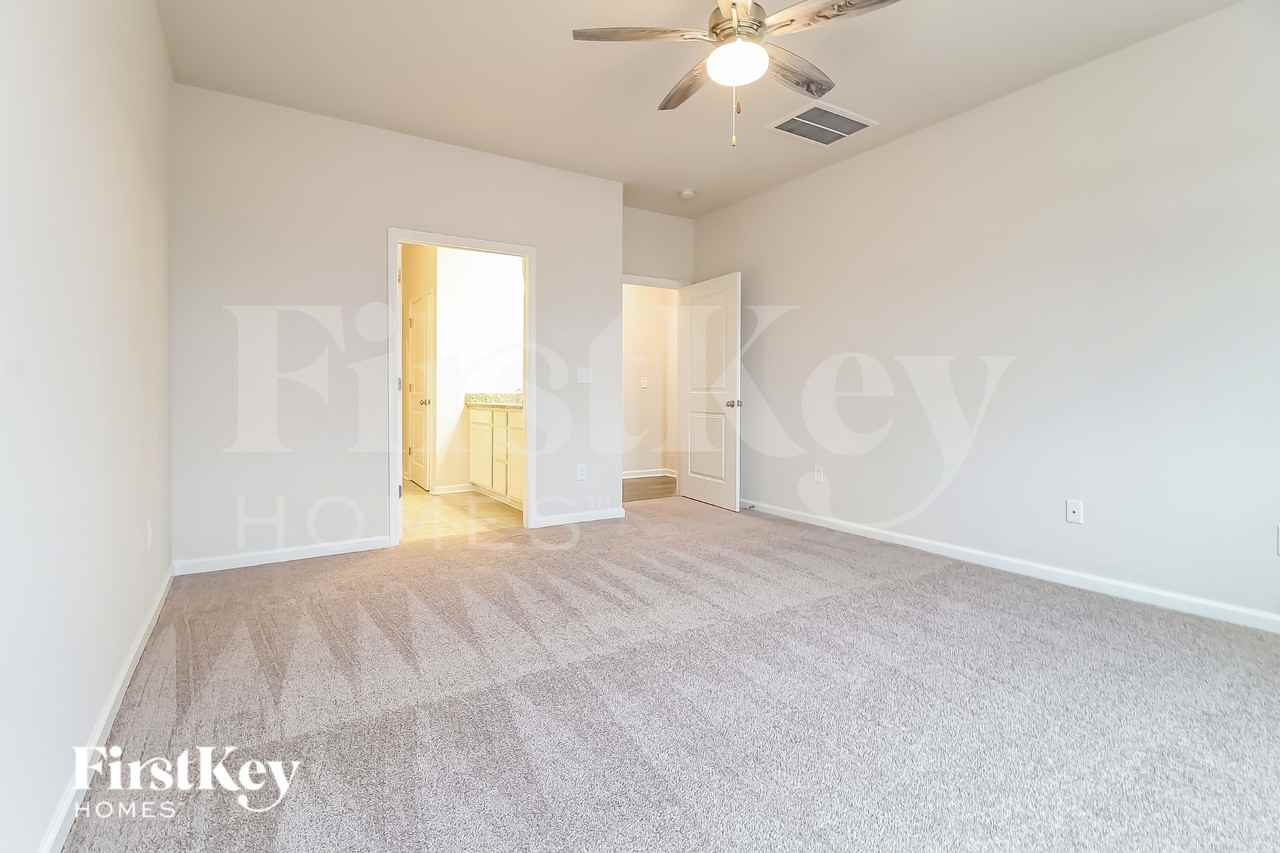602 Goldburn Way - Photo 7 of 15