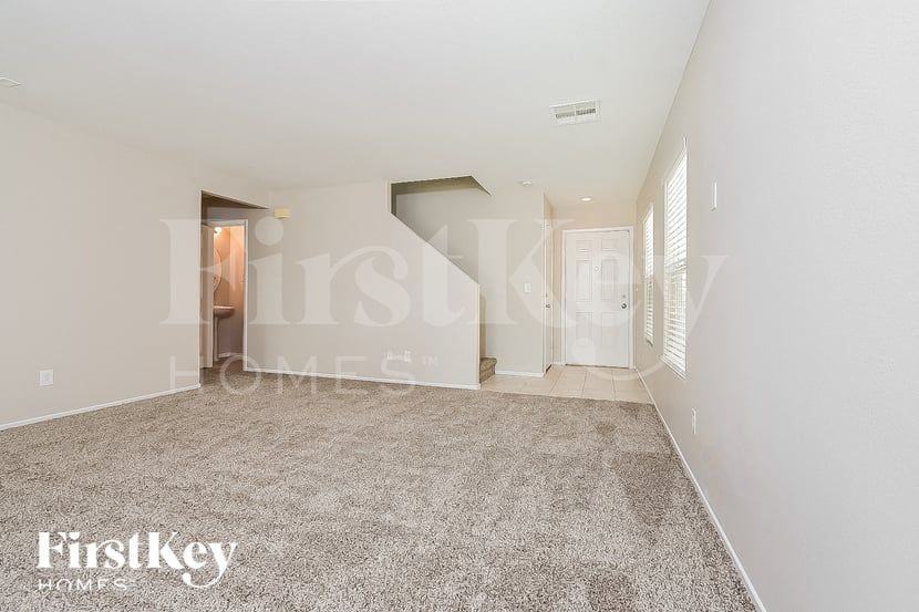 3964 Moon Tango St - Photo 4 of 15