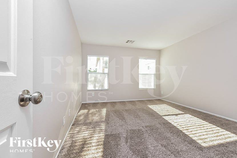 3964 Moon Tango St - Photo 7 of 15