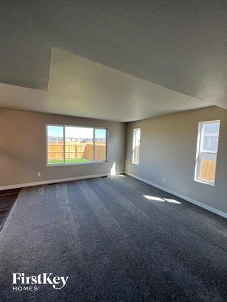 10166 Luneth Dr - Photo 2 of 10