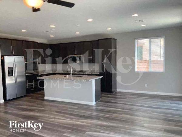 4223 Spring Storm Ave - Photo 2 of 12