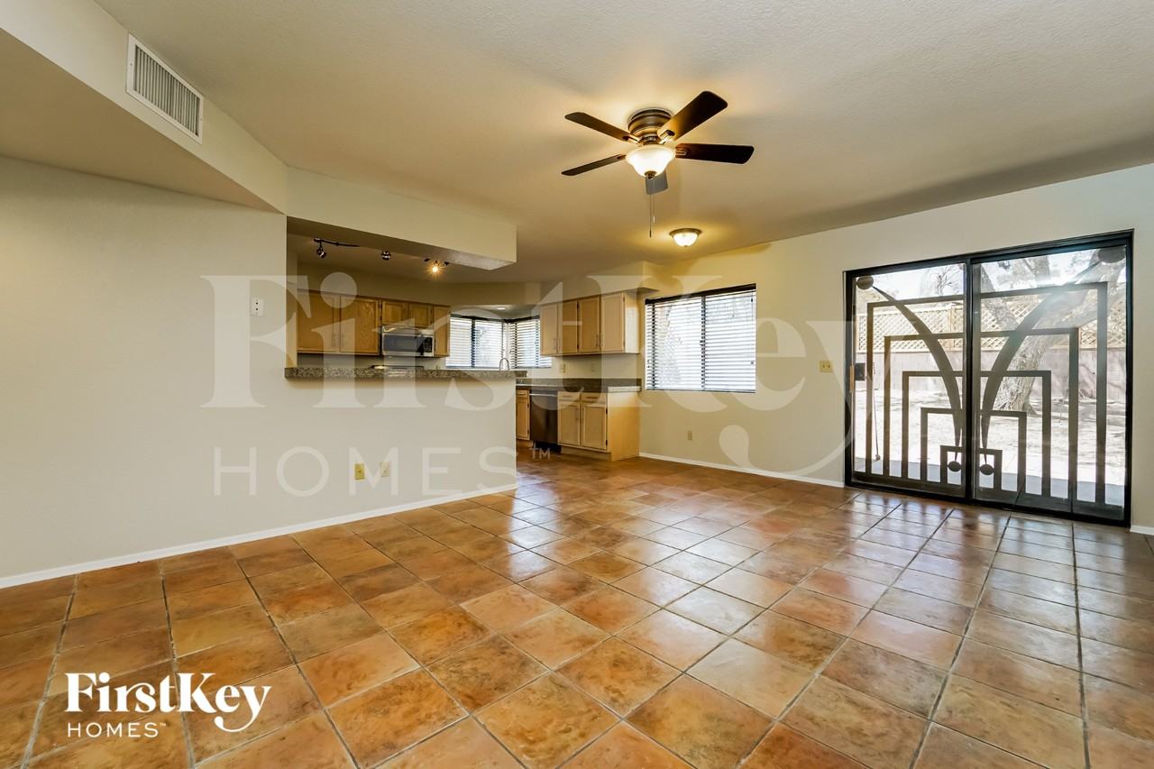 6154 N Integrity Dr - Photo 3 of 15
