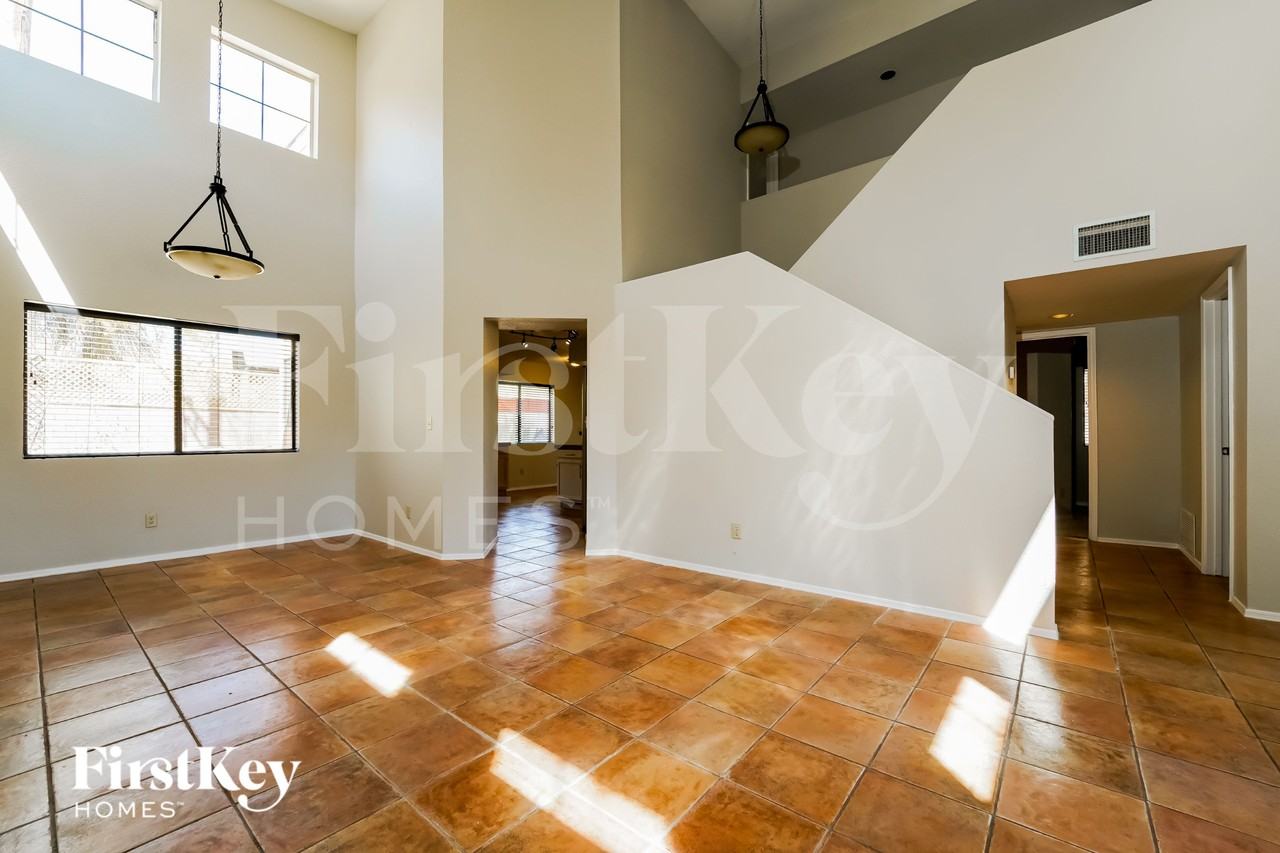 6154 N Integrity Dr - Photo 4 of 15