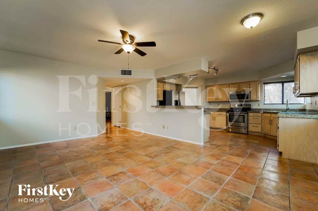 6154 N Integrity Dr - Photo 5 of 15