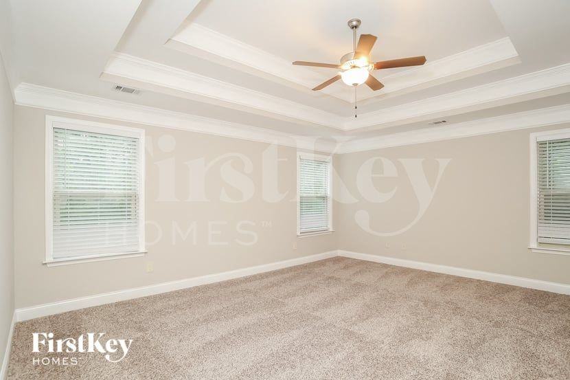 218 Woods Cir - Photo 7 of 15