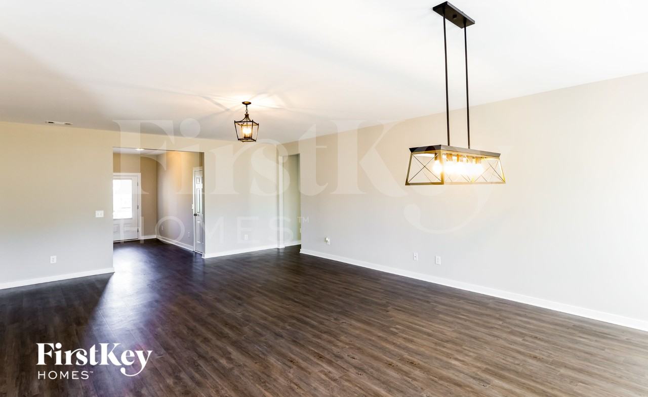262 W Wolf Rd - Photo 5 of 15